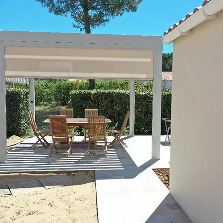 Maison Au Calme Proche, Toutes Commodites A Pied *