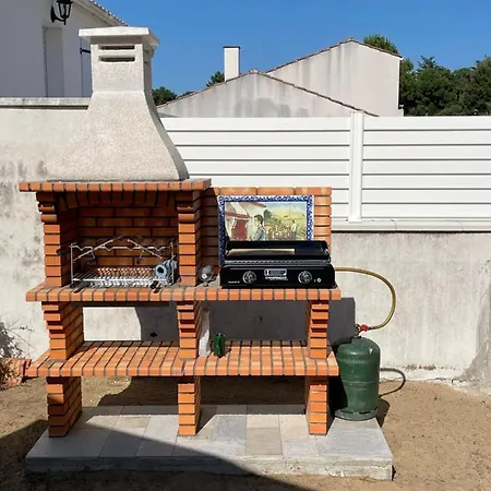 Maison Au Calme Proche, Toutes Commodites A Pied Feriehus *