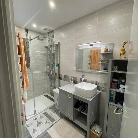 Feriehus Maison Au Calme Proche, Toutes Commodites A Pied